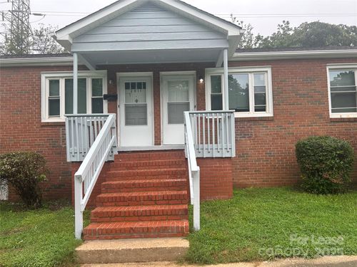2611 Watson Dr, Charlotte, NC, 28208-6253 | Card Image