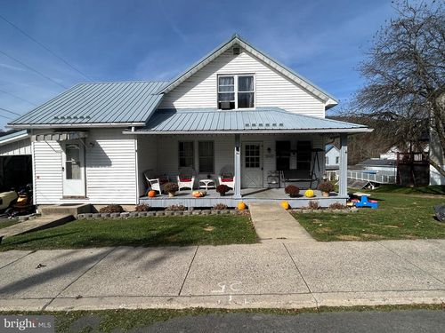 2042 Front St, BAYARD, WV, 26707 | Card Image