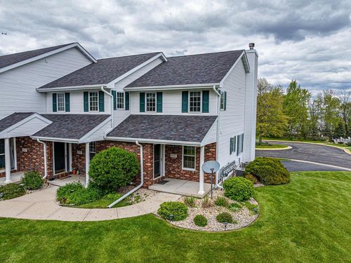 10721 N Bay Shore Lane, Milton, WI, 53563 | Card Image