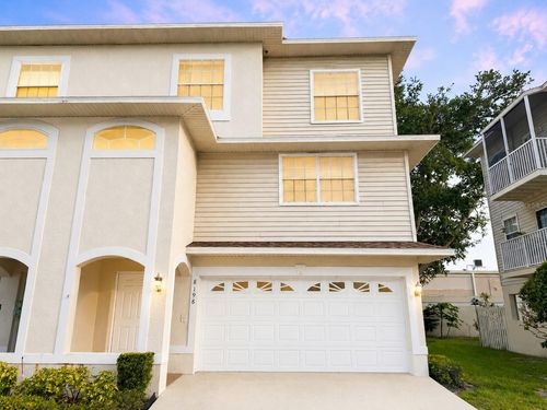 8198 Eagles Park Dr, ST PETERSBURG, FL, 33709-7003 | Card Image
