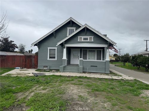 a-733 S San Jacinto St, Hemet, CA, 92543-7299 | Card Image