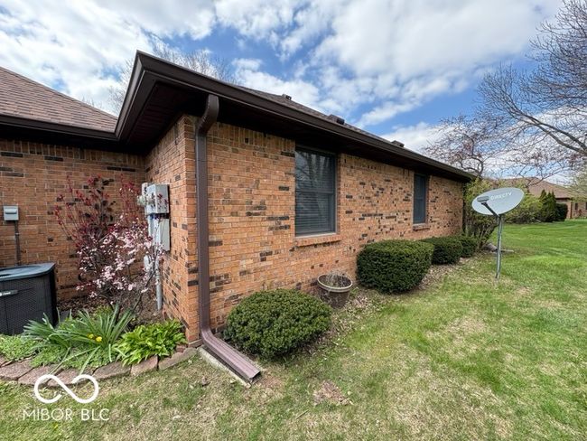 1215 Willow Springs Blvd, Condo with 2 bedrooms, 2 bathrooms and null parking in Brownsburg IN | Image 8