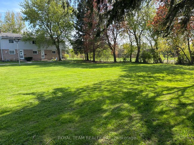 41 - 205 Carlyle Dr, Condo with 3 bedrooms, 3 bathrooms and 2 parking in London ON | Image 4