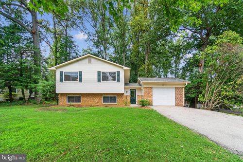 100 Oak Dr, ANNAPOLIS, MD, 21403-4018 | Card Image