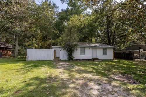 409 Jefferson Dr, Slidell, LA, 70460-5425 | Card Image