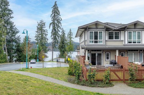 5900 Beachgate Lane, Sechelt, BC, V7Z0S3 | Card Image