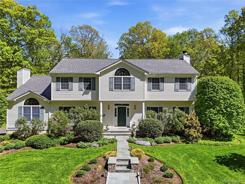 21 Kitchawan Rd, Pound Ridge, NY, 10576-1317 | Card Image