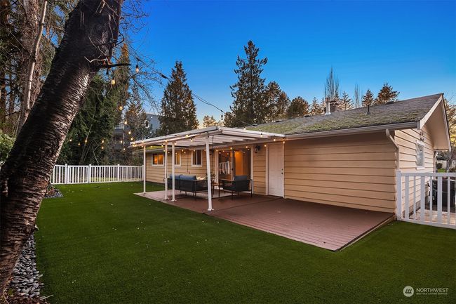 828 2 Nd Ave, House other with 3 bedrooms, 2 bathrooms and 1 parking in Kirkland WA | Image 23