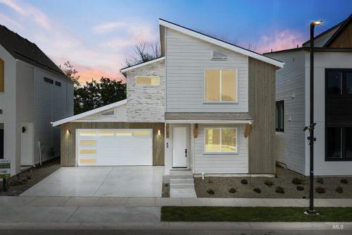 45 N Feather Reed Ave, Meridian, ID, 83642-1439 | Card Image