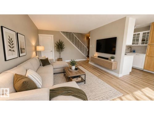 205-11429 124 St Nw, Edmonton, AB, T5M0K4 | Card Image