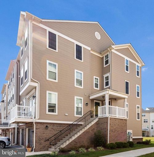 5862 Imperial Dr, FREDERICK, MD, 21703-2962 | Card Image