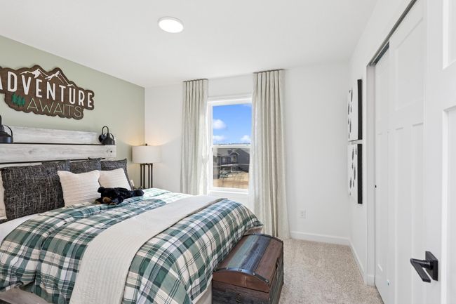 *Photo of model home, actual features may vary | Image 16