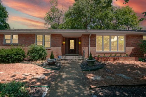 1712 Natchez Trce, Nashville, TN, 37212-3329 | Card Image