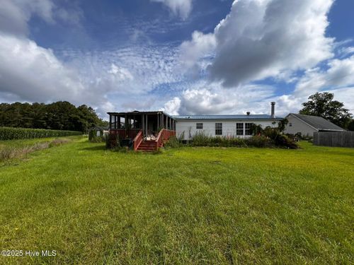 150 Rebel Way, Maysville, NC, 28555-7090 | Card Image