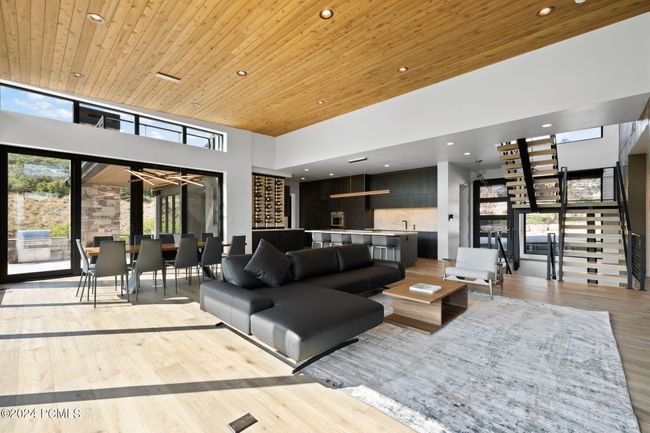 1319 W Skyridge Dr, Home with 7 bedrooms, 9 bathrooms and null parking in Mayflower Mnt UT | Image 16