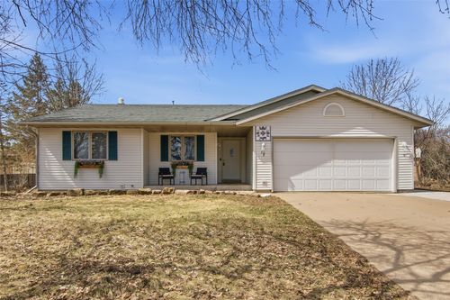 411 21st St N, Menomonie, WI, 54751-2231 | Card Image