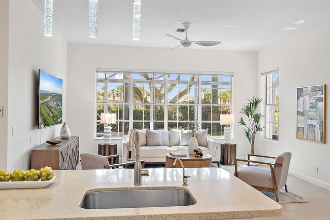 8774 Lakes Blvd, House other with 3 bedrooms, 3 bathrooms and null parking in West Palm Beach FL | Image 26