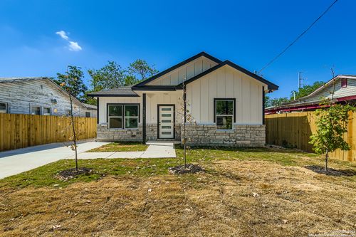 1434 Merida St, San Antonio, TX, 78207-7107 | Card Image