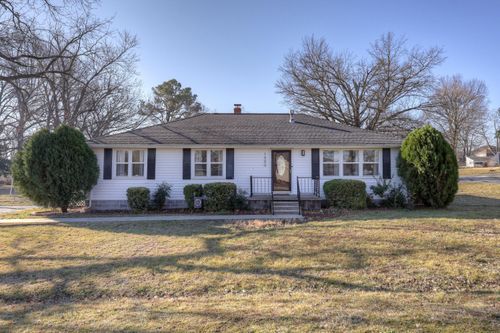 1500 Robertson Ave, Carthage, MO, 64836-2965 | Card Image