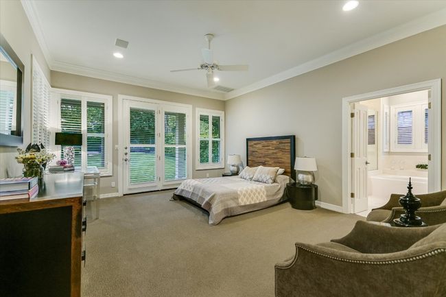 9001 Thickwoods, House other with 4 bedrooms, 5 bathrooms and 2 parking in Austin TX | Image 18