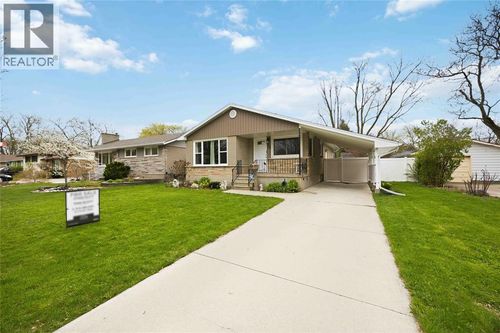 1010 Meighen Cres, Sarnia, ON, N7S1A8 | Card Image