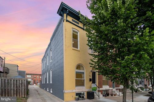 915 N Montford Ave, BALTIMORE, MD, 21205-1231 | Card Image