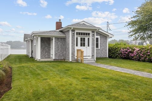24 Cove St, Onset, MA, 02558-1857 | Card Image