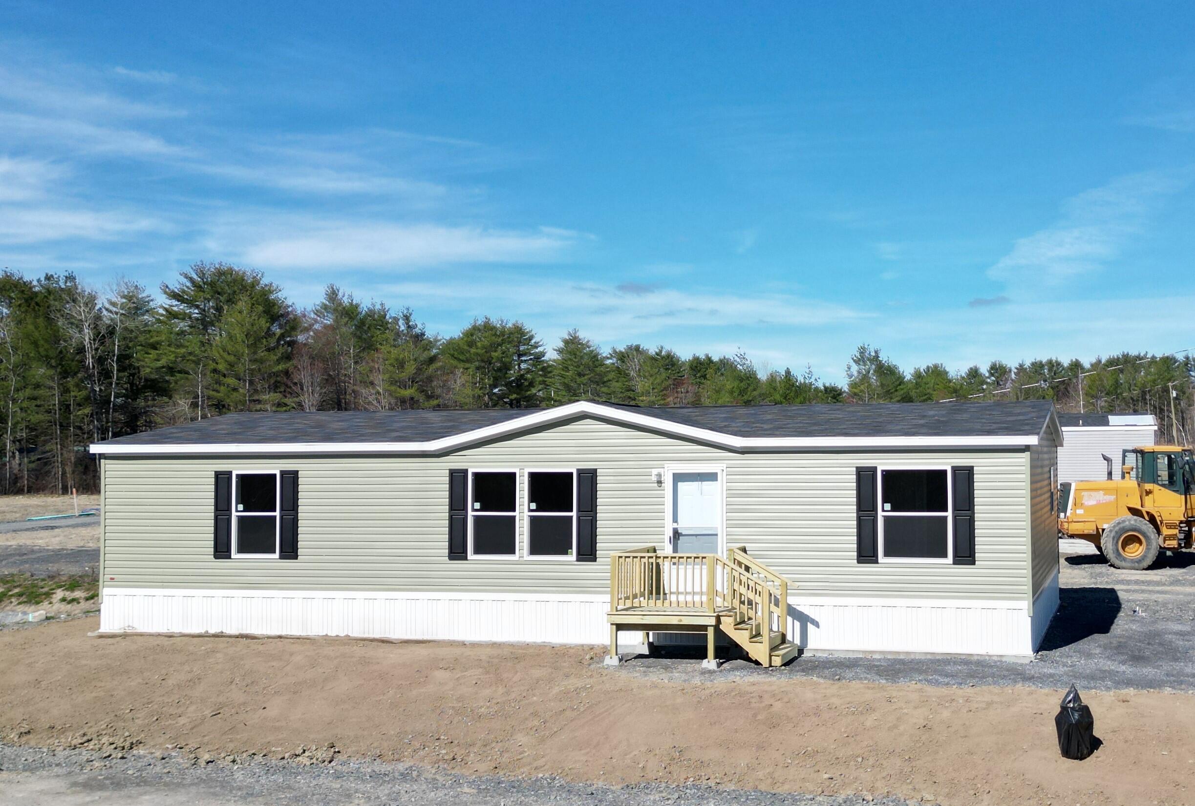Amelia Ln, Waterville, ME 04901