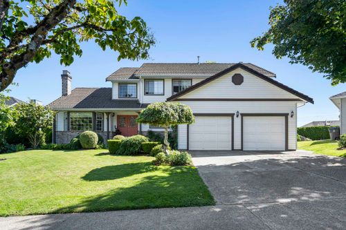 18936 57 Ave, Surrey, BC, V3S7M4 | Card Image