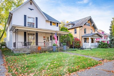 220 E Chillicothe Avenue, House other with 7 bedrooms, 3 bathrooms and null parking in Bellefontaine OH | Image 3