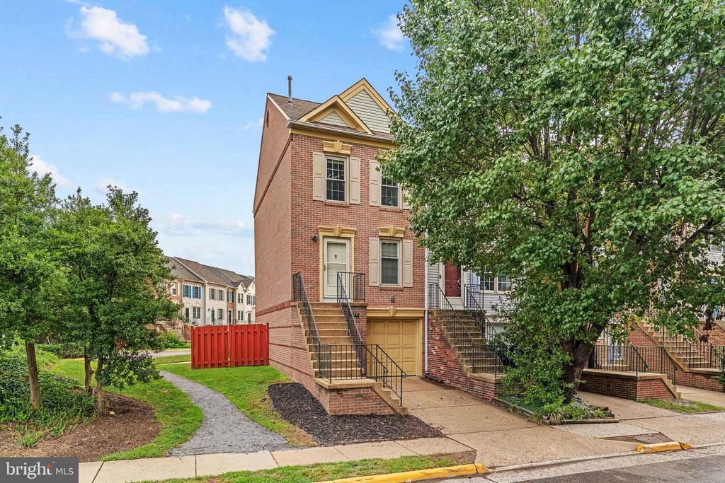 Residential in ALEXANDRIA 4