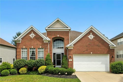 97 Heartland Circle, Hinckley, OH, 44233 | Card Image
