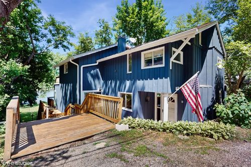 914 Ski Hill Rd, Fox River Grove, IL, 60021-1326 | Card Image