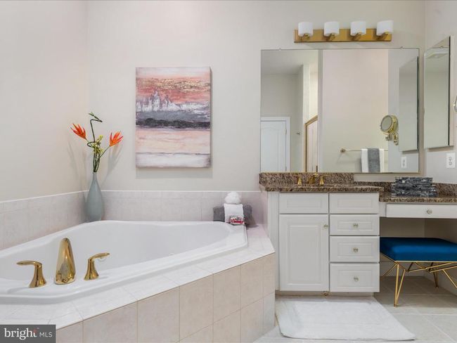 12753 Lavender Keep Cir, Townhouse with 4 bedrooms, 5 bathrooms and null parking in FAIRFAX VA | Image 24