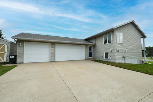 101 6th Ave Ne, Elgin, MN, 55932-9508 | Card Image