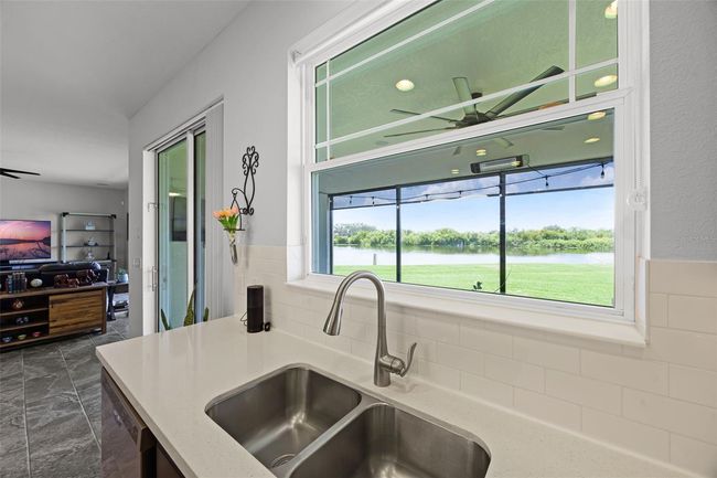 Washing Dishes with a View | Image 20