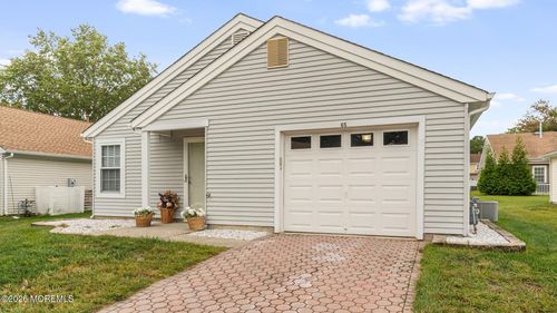 65 Pine Oak Blvd, BARNEGAT, NJ, 08005-3111 | Card Image