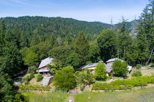 105 Buck Gulch Ln, Garberville, CA, 95542-9423 | Card Image