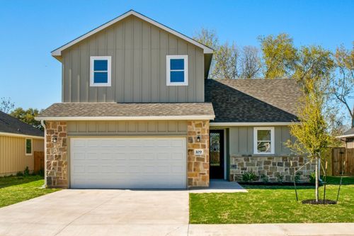 109 Callie St, Smithville, TX, 78957-2567 | Card Image