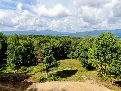 415 Sugar House Rd, Stowe, VT, 05672-4102 | Card Image