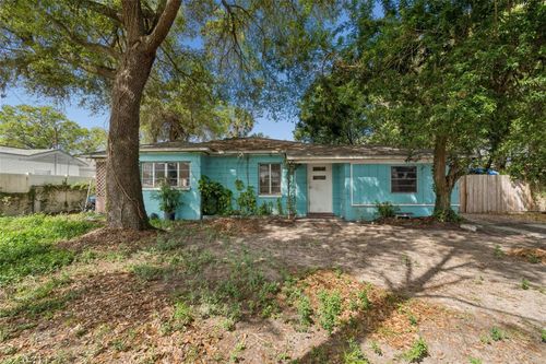 8730 N Calder Place, TAMPA, FL, 33604 | Card Image