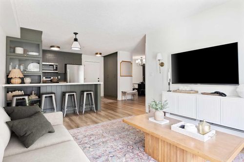 1103-2395 Eversyde Avenue Sw, Calgary, AB, T2Y0B4 | Card Image