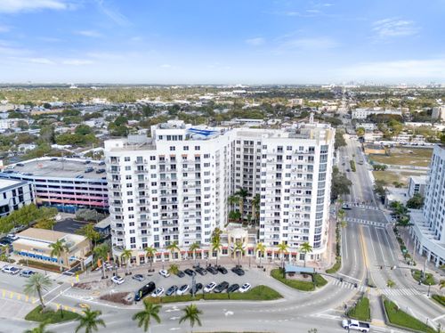 405-1830 Radius Dr, Hollywood, FL, 33020-7702 | Card Image