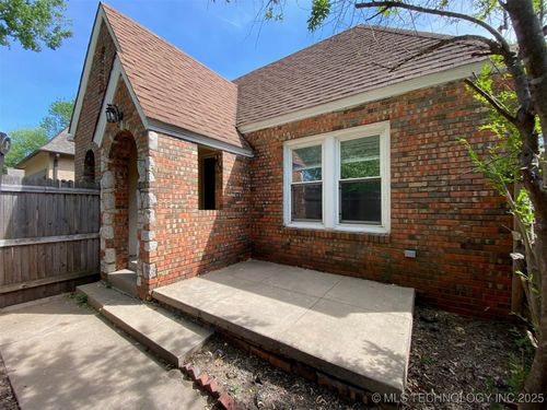 1106 E 36th St, Tulsa, OK, 74105-3140 | Card Image