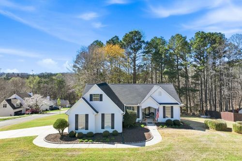 5551 Chestnut Creek Ln, Flowery Branch, GA, 30542-5144 | Card Image