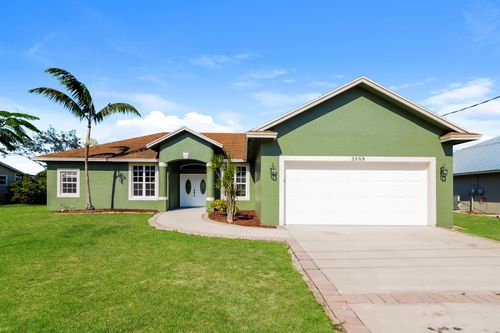 3889 Sw Wycoff St, Port St Lucie, FL, 34953-5302 | Card Image
