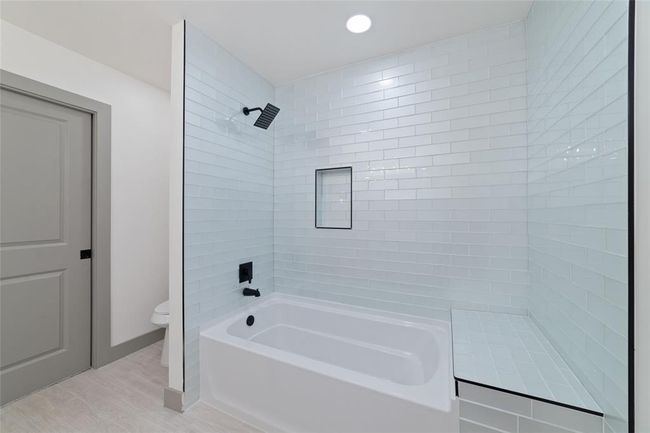 11931 S Red Cedar Cir, House other with 5 bedrooms, 4 bathrooms and 2 parking in The Woodlands TX | Image 23