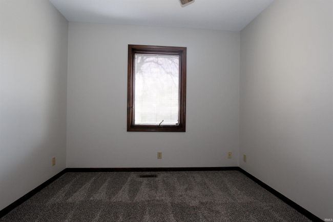 803 Pine Run, House other with 4 bedrooms, 2 bathrooms and null parking in Angola IN | Image 18