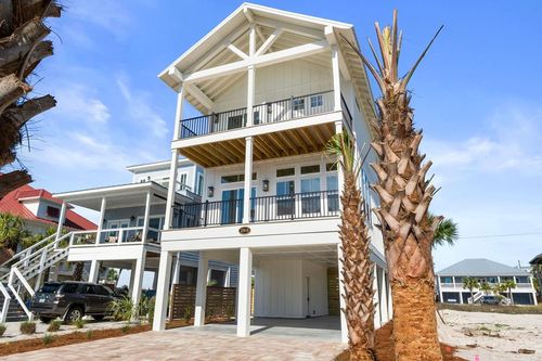 b-104 S 26th St, Mexico Beach, FL, 32456-0216 | Card Image
