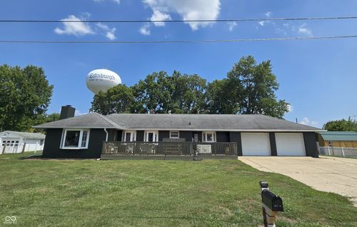102 S Blue River Dr, Edinburgh, IN, 46124-9657 | Card Image